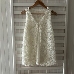 Elegant White Floral Sleeveless Vest